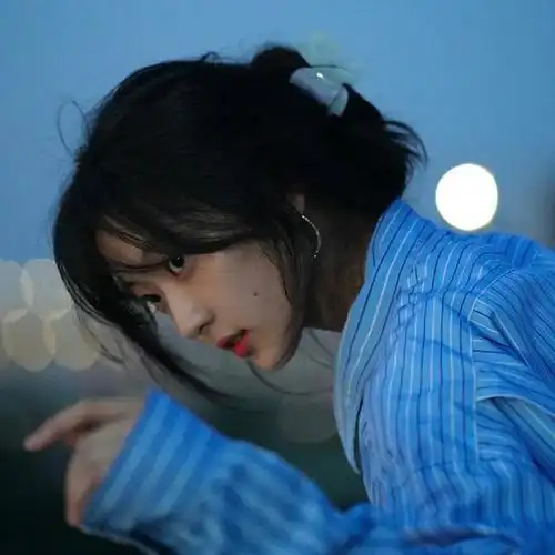 网易云头像女生伤感图片