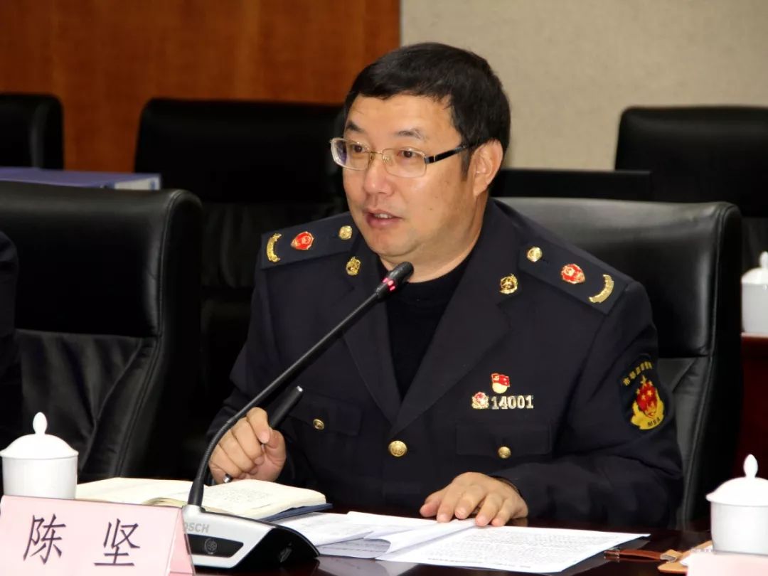 区市场监管局党委书记,局长,区食药安办主任陈坚,区食药安委成员