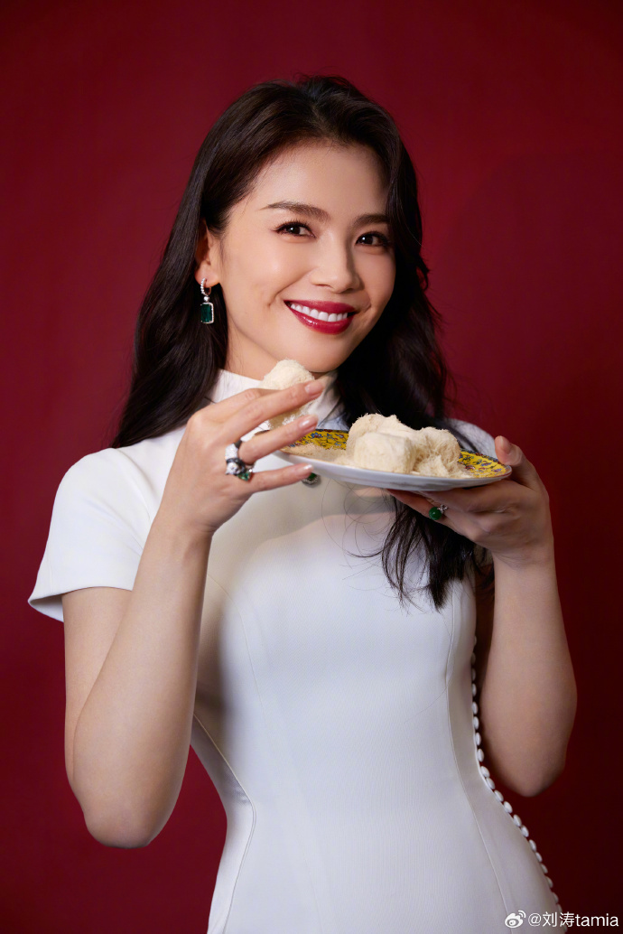 刘涛小年旗袍造型##刘涛小年营业
