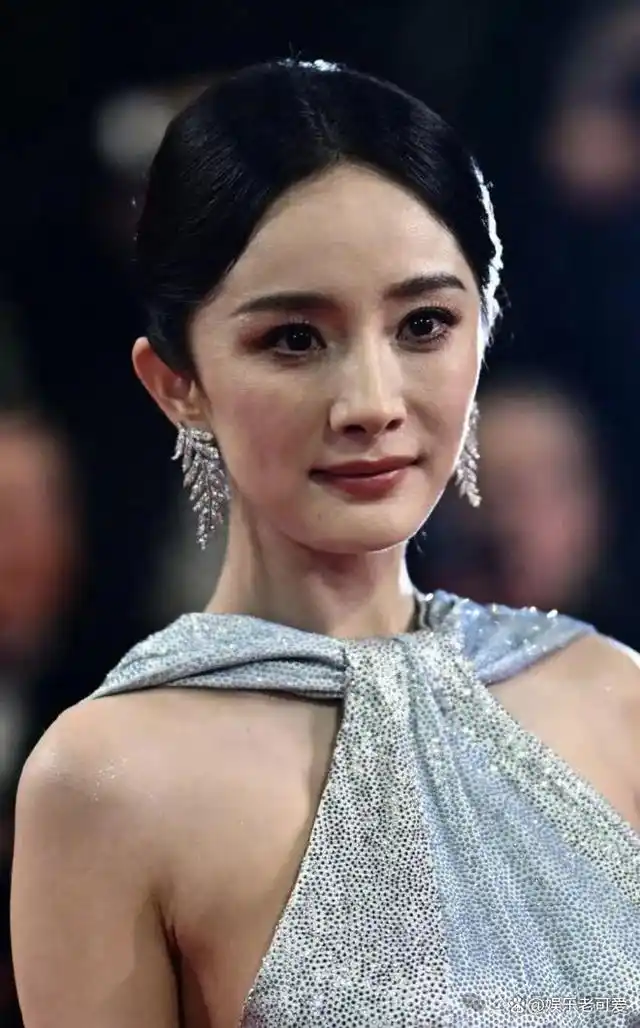 当45岁章子怡和杨幂戛纳同框,才发现人到中年,幸不幸福全在脸上