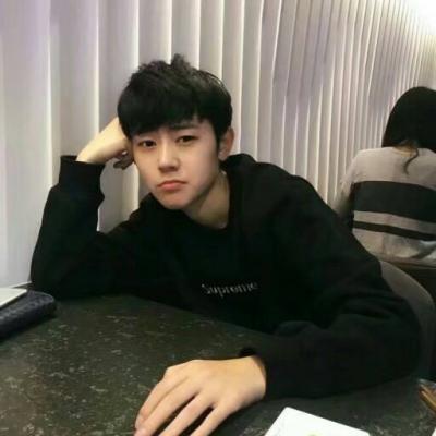 2019qq头像男生帅气好看超有范 话说太满最后扇的是自己的脸