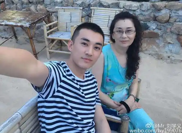 然而最近我们在搜索刘学义名字的时候,发现网上出现了刘学义妻子是谁