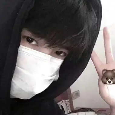 戴口罩的男生头像冷酷的