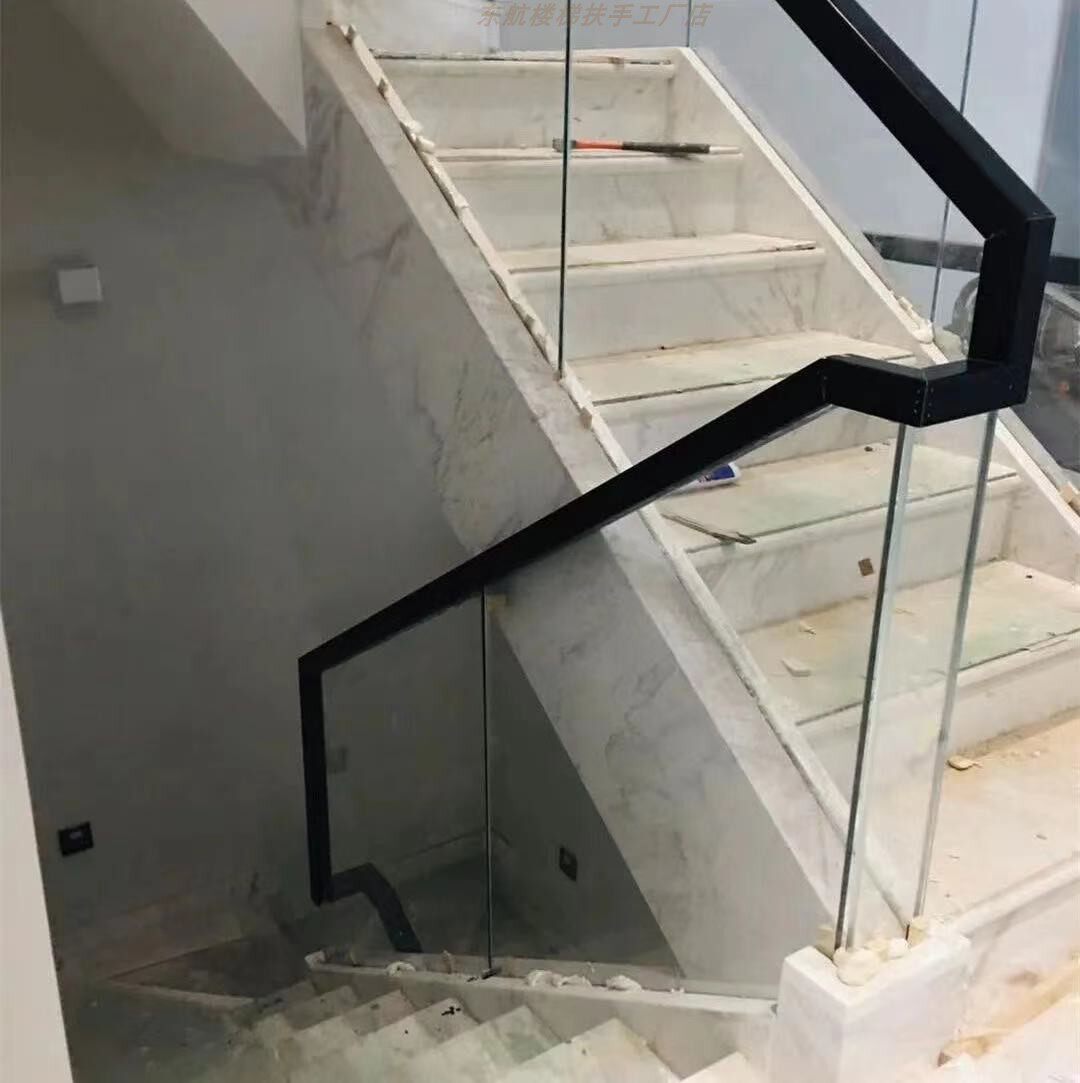 楼梯扶手玻璃护栏家用预埋地槽阳台无框现代简约楼梯扶手