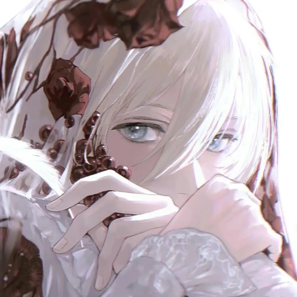 动漫女生头像の满眼忧郁女头