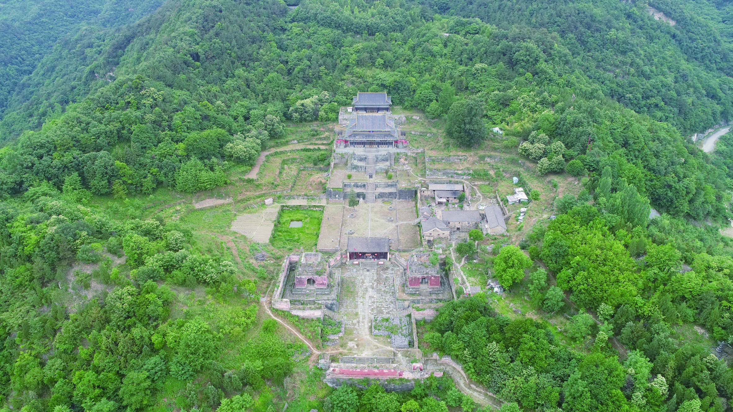 湖北武当山五龙宫遗址考古发现浮雕,水简等千余件文物