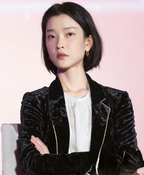 杜鹃短发发型怎么剪 想做高冷御姐就这样剪