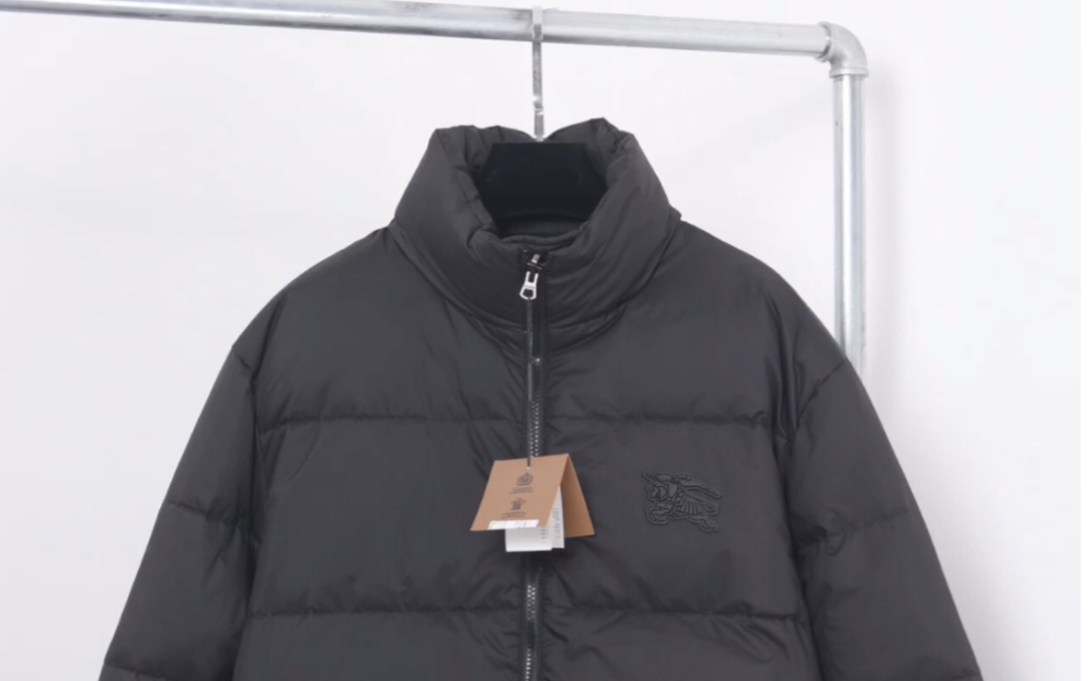 分享一下高仿bbr巴宝莉23fw格纹双面穿羽绒服 s-xl