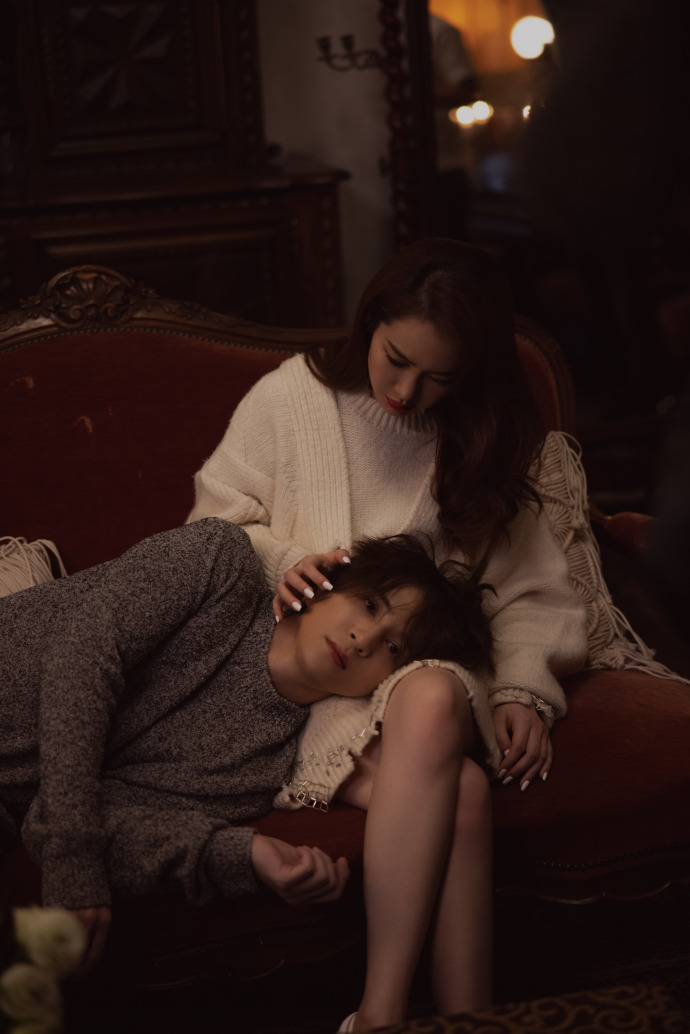 戚薇薛之谦天台大片vlog