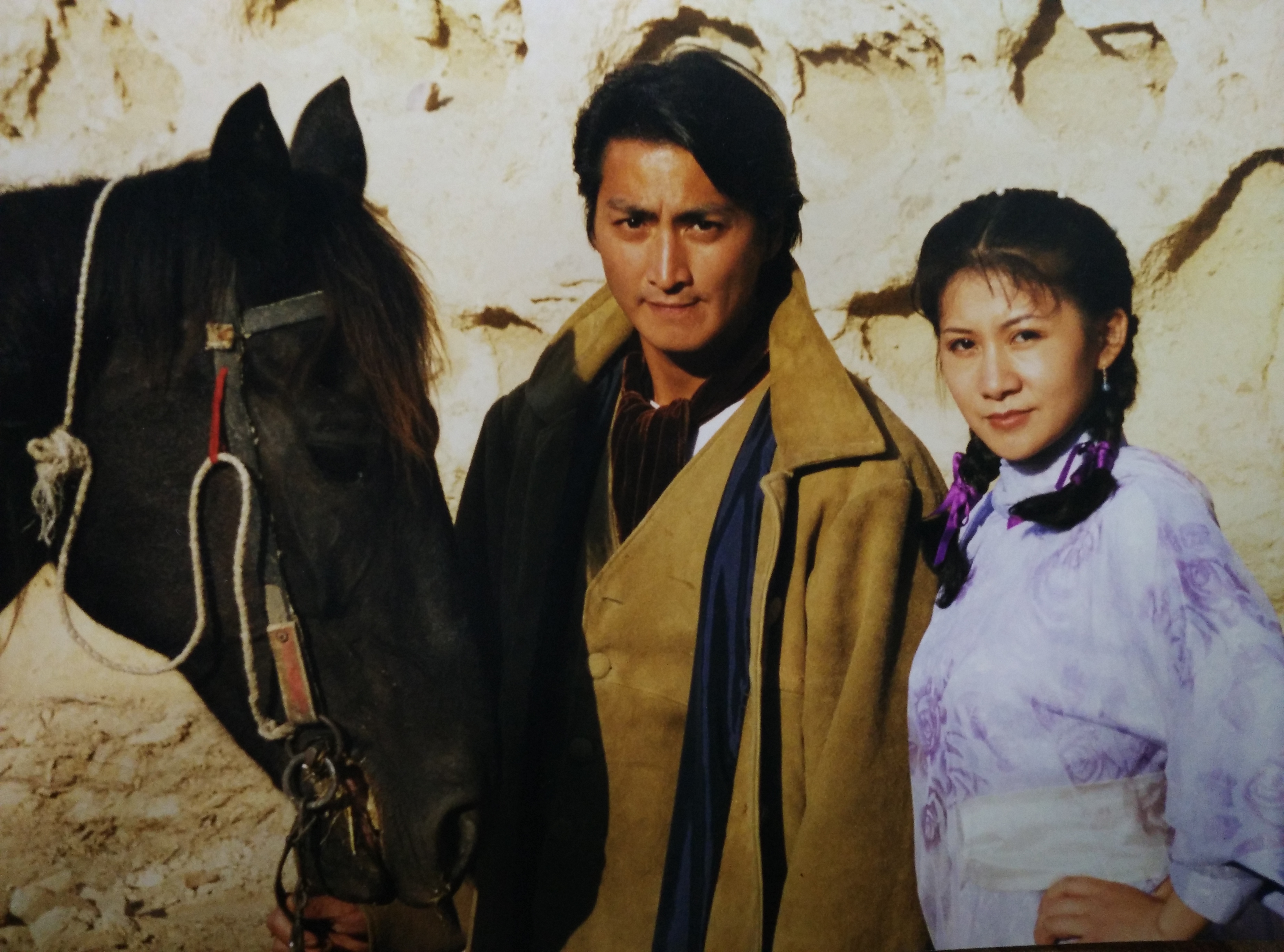 p data-id="gnyv2p99as">24集电视连续剧《大漠豪情》以全新视角讲述