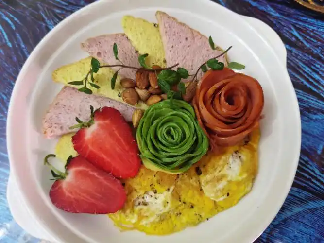 16598减脂早餐玫瑰花式早餐