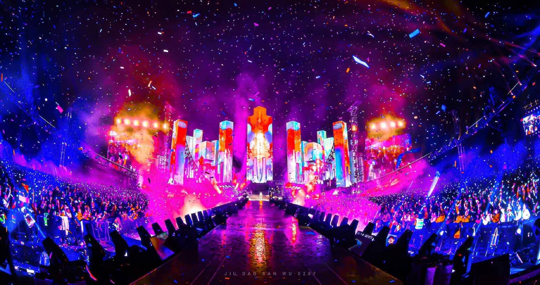 五月天演唱会现场冷场?华晨宇惊喜现身引发大合唱