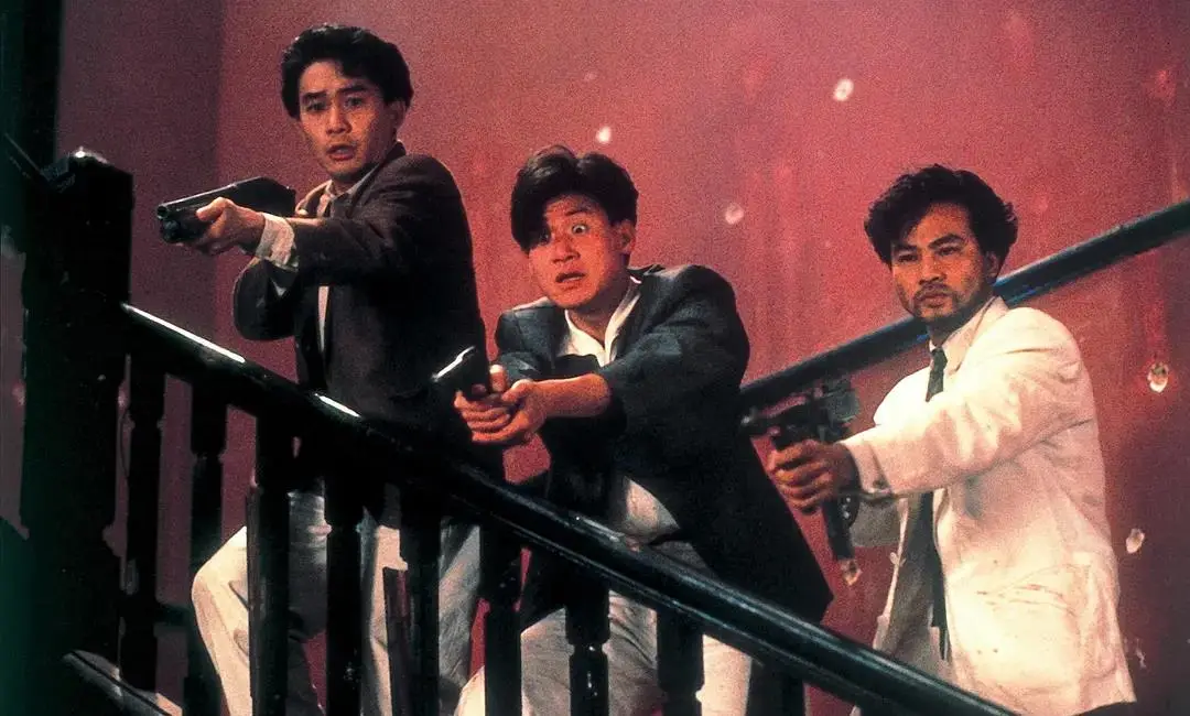 梁朝伟的阿b,就是吴宇森本人.