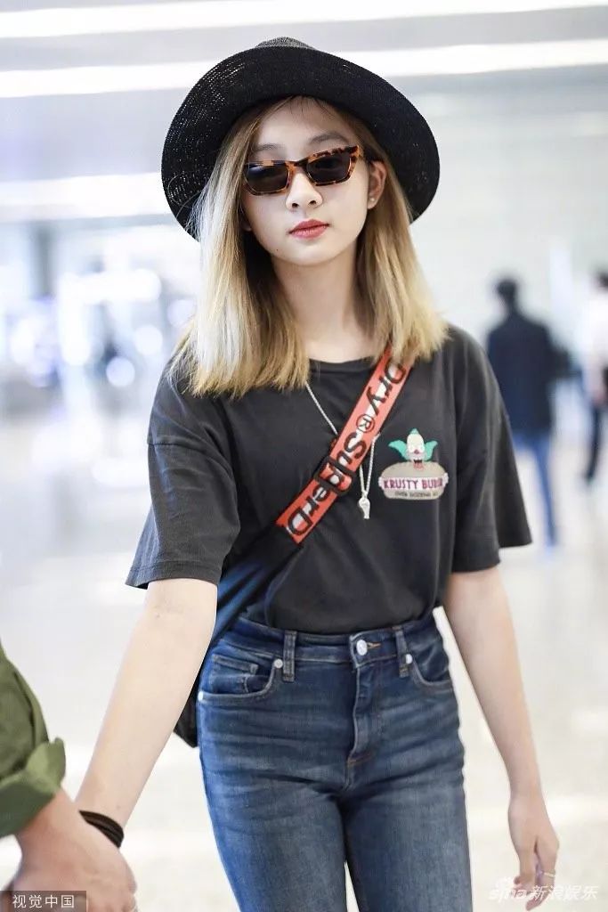 00后星二代出道实录