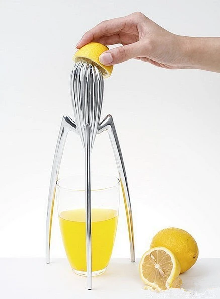 [【创意生活】外星人榨汁机器.