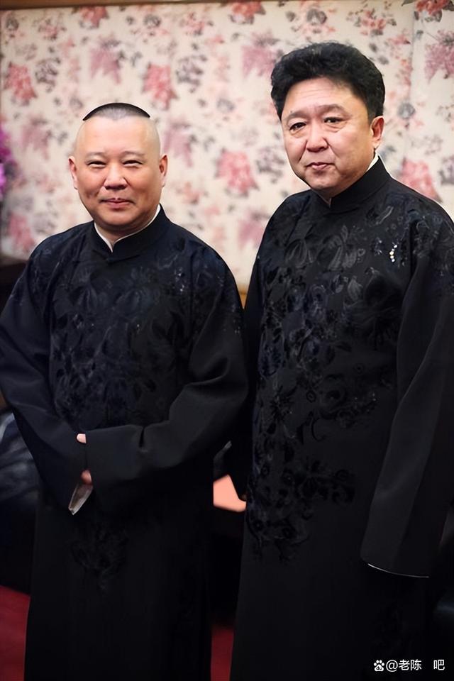 很多网友议论纷纷,难道郭德纲和于谦这对搭档也要"裂穴"了吗?