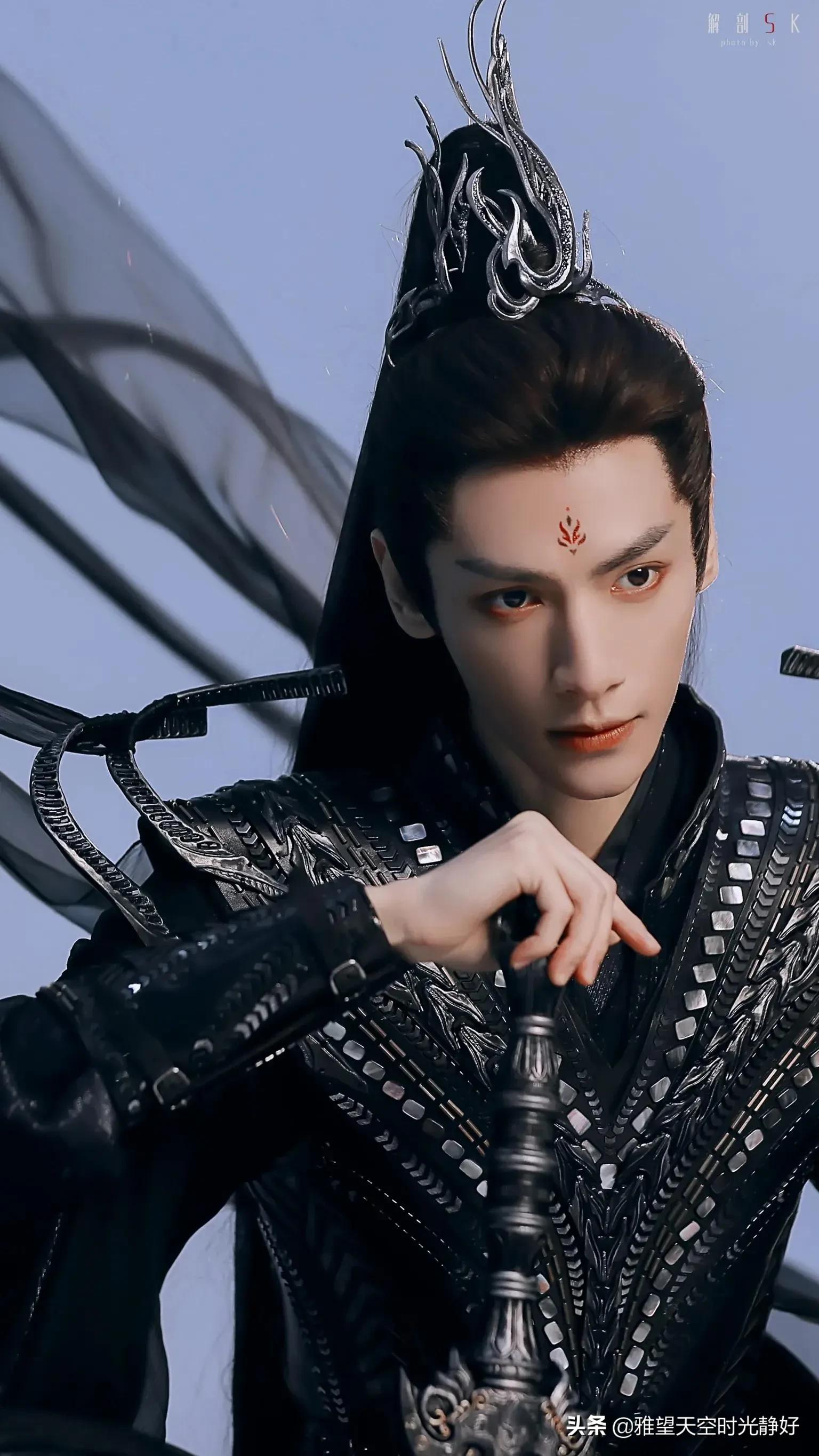 古装剧男明星身穿铠甲造型大盘点,个个霸气果敢,帅气非凡_代表作_杰作