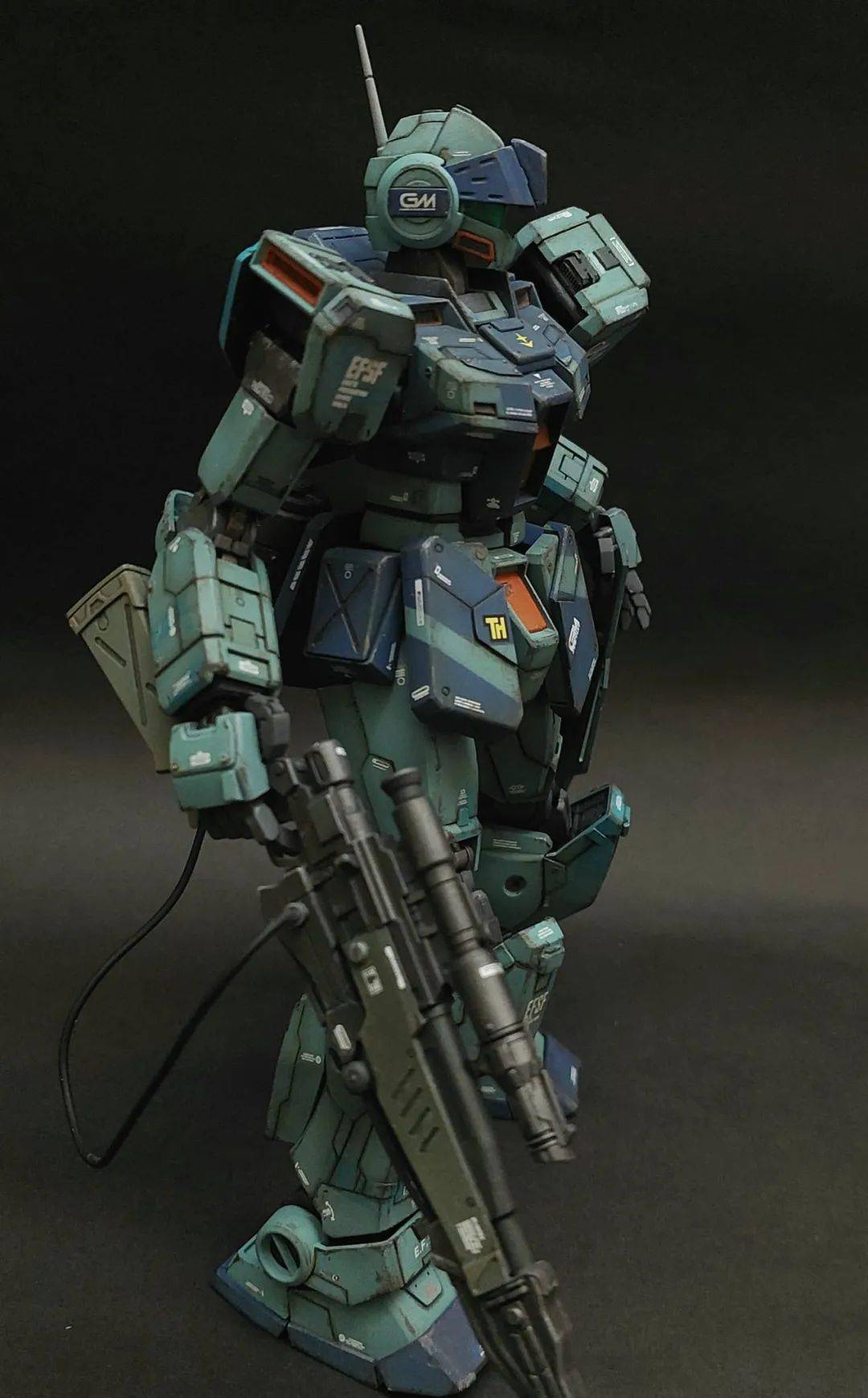 的高达类型模型这种色彩厚重的真实系机体mg gm sniper ll rgm-79sp