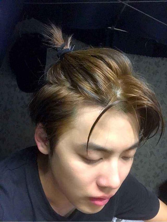 男生怎样留长发过程呢?