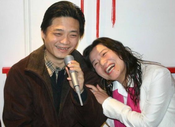 迟来的爱55岁小香玉与王为念离婚后收获幸福姐弟婚姻