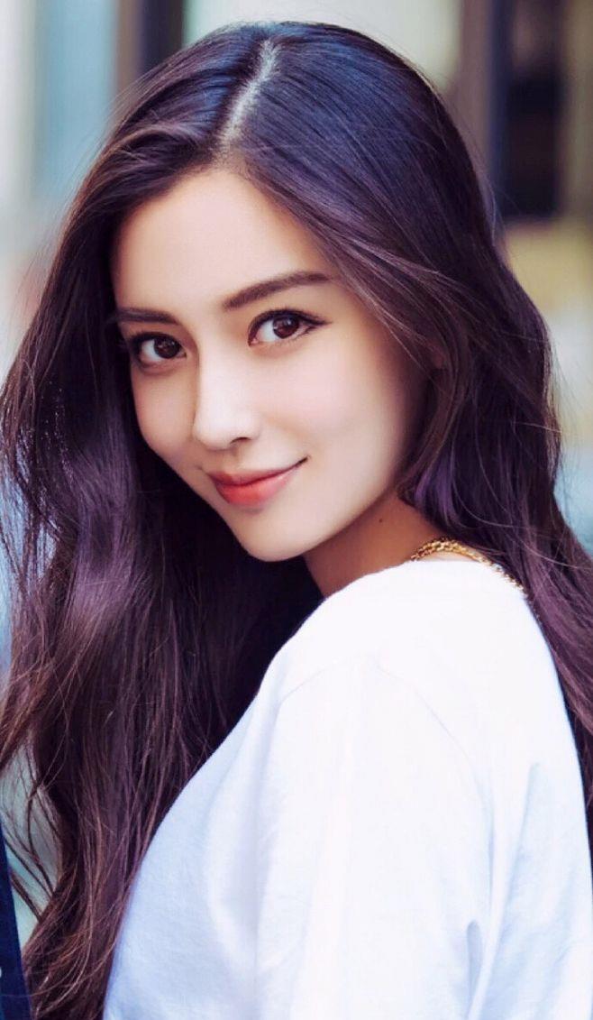 杨颖被爆简单扑戏用替身,现场图引争议,网友:钱也太好赚了_戏份_新剧