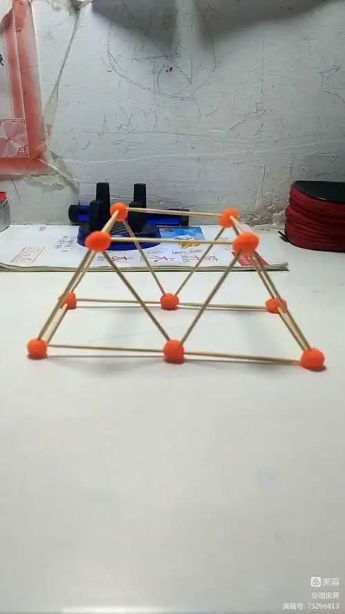 "巧手制作牙签桥"一一钢花小学410班第十五周实践活动