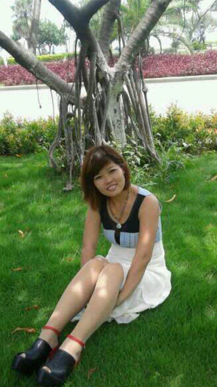 颜世英女 85年出生 小三有谁认识的能帮忙找到其具体信息吗