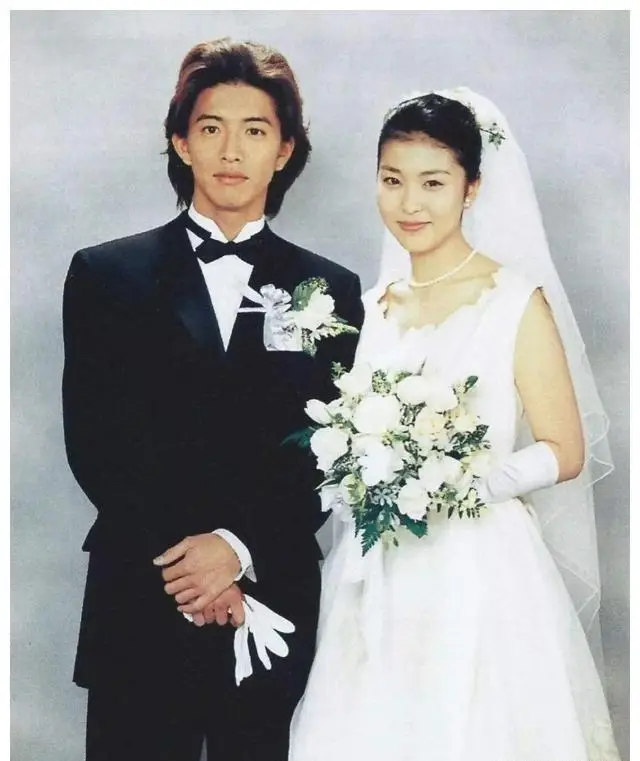 木村拓哉爱情录,他为什么与妻子工藤静香不离不弃?_伊藤香_下图_伊豆