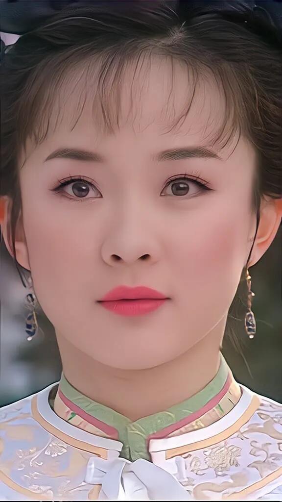 大美女霍思燕年轻时太水灵了很符合古典美