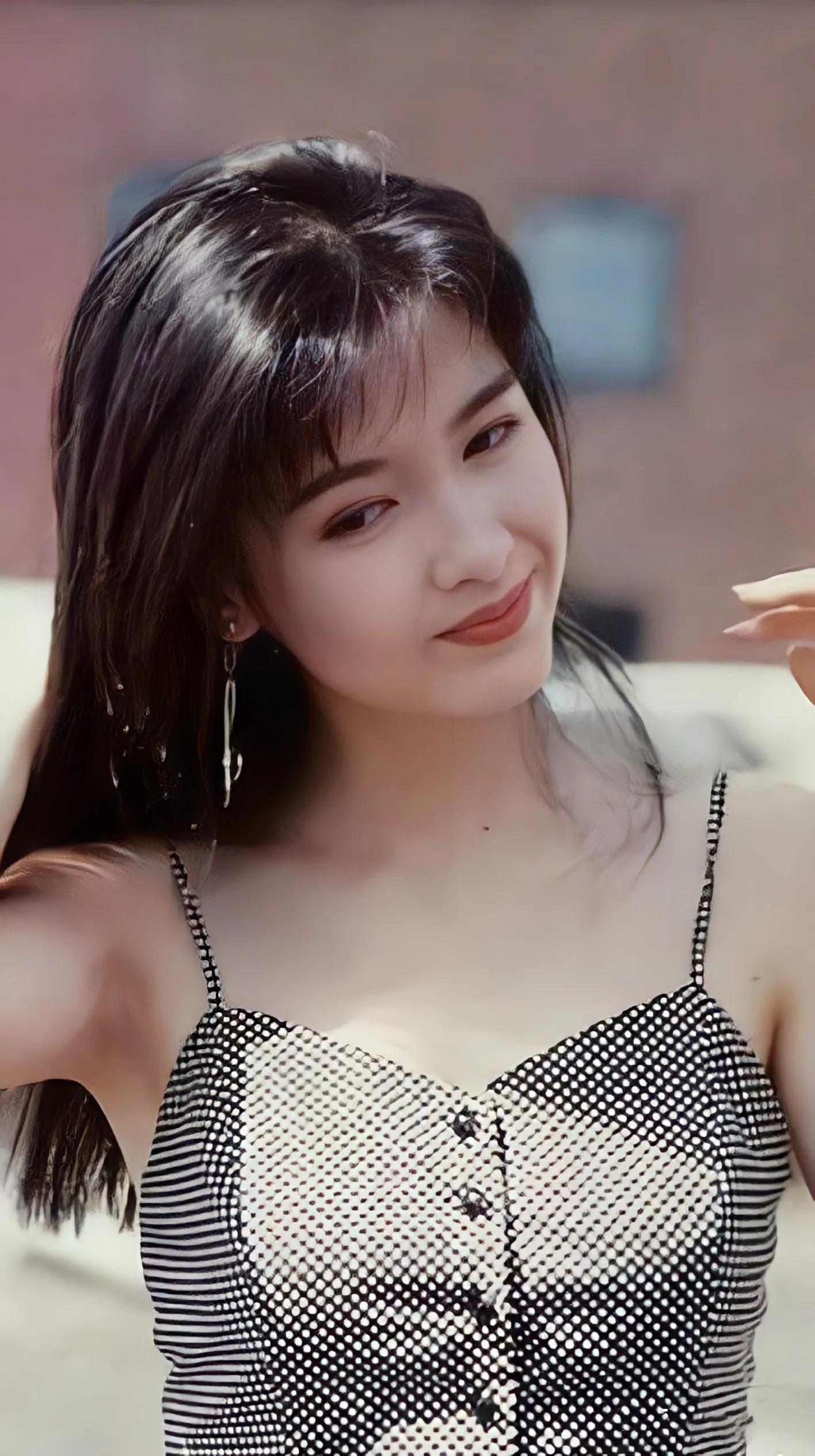 80年代至90年代中港台男人公认梦中情人——周慧敏