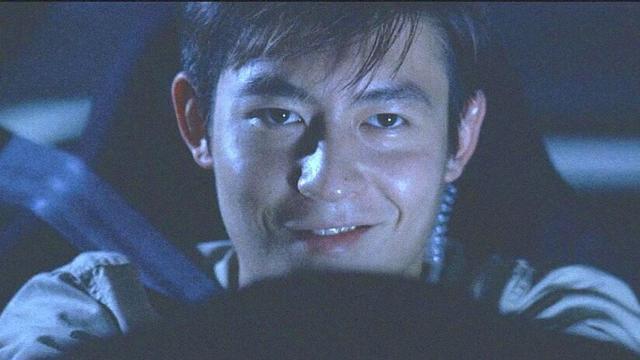 陈冠希在《头文字d》中饰演高桥凉介,与周杰伦既是对手又是队友,那