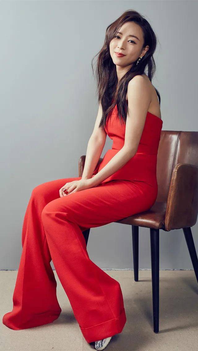 甜美女神张静初时尚造型,灵动俏皮,散发着女性魅力!_风格_气质_白色