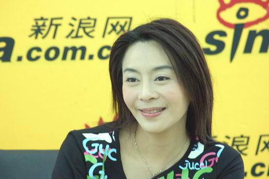 喻可欣卖刘德华涨价与邓建国1千万元签约