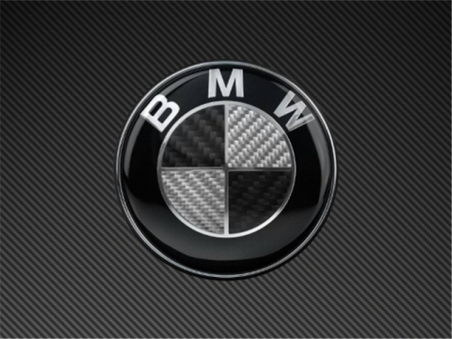 宝马换新车标只为区分低端车和高端车蓝天不云不值钱