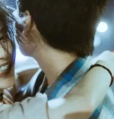 情侣头像丨不是任何一方一味的的单向付出