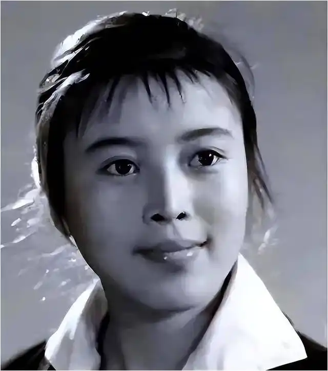 丁嘉丽回首往昔忏悔年轻时放纵后半生致力于救赎之路