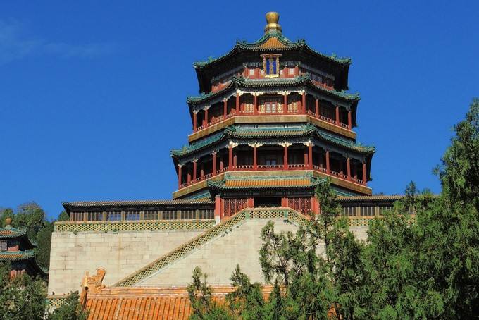 颐和园为什么是被禁止播放了 颐和园是世界文化遗产吗