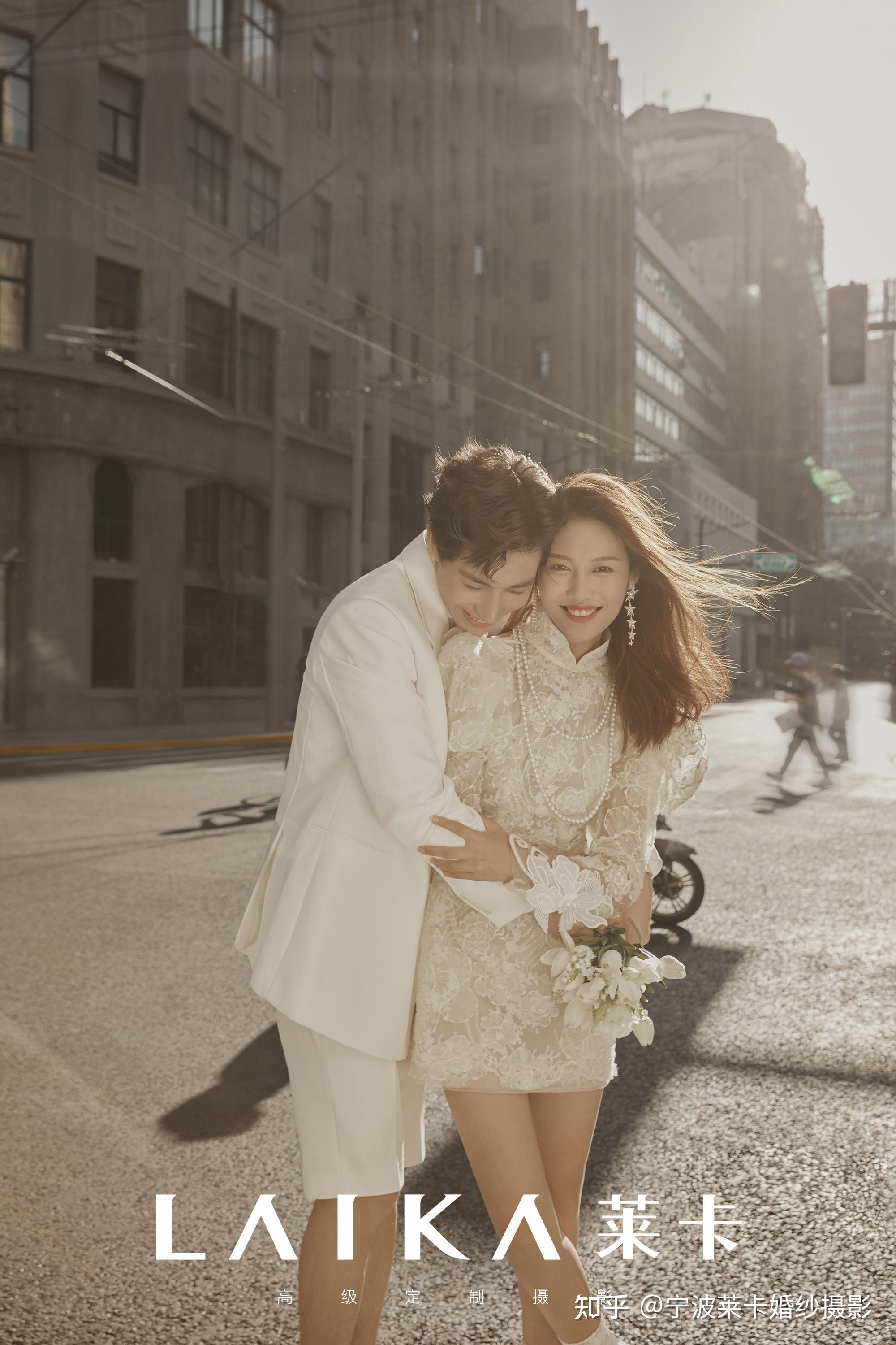 拍一组街拍婚纱照火爆朋友圈