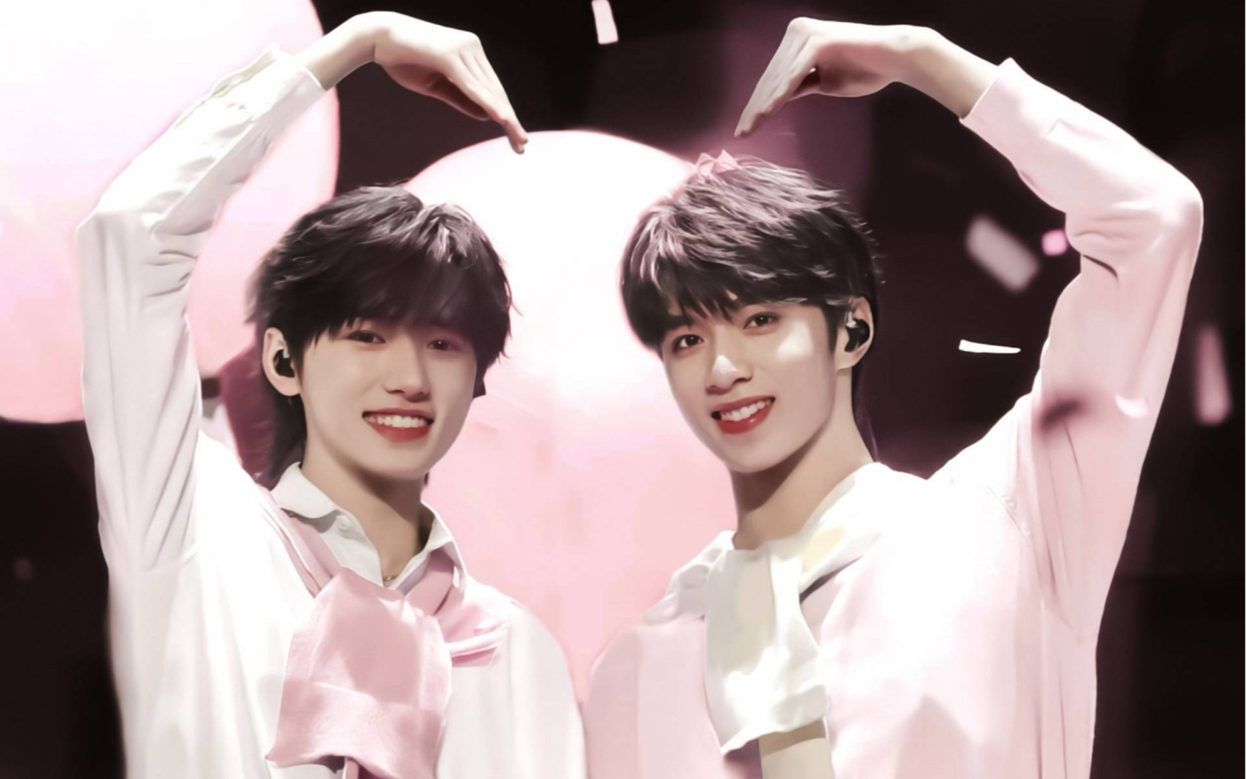 时代少年团00后男高中生宋亚轩刘耀文舞台魅力散发 | 文轩 | 碗盆