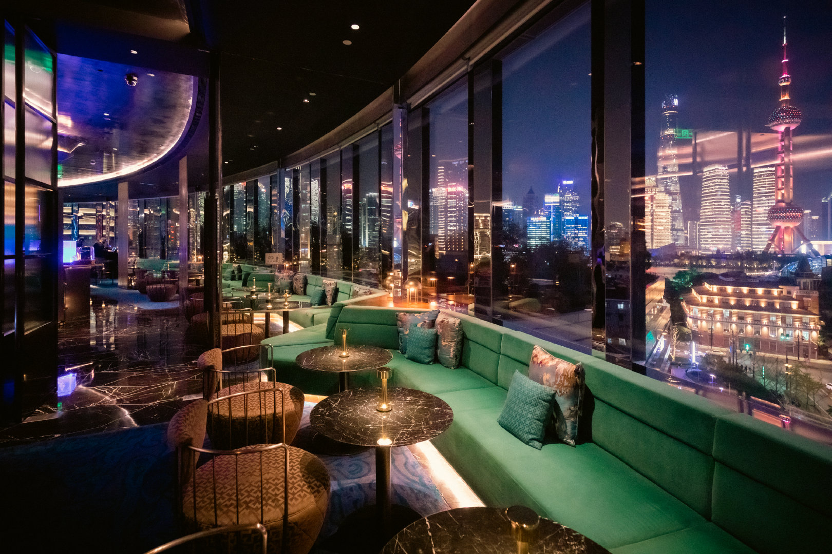 上海外滩w酒店艳汁酒吧闪耀启幕