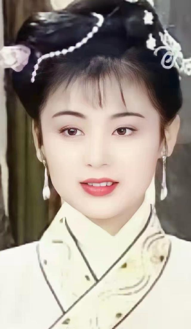 陈红年轻时的容颜,那简直连倾国倾城都觉得还不够夸_聊斋_古装_连城