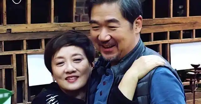 越低调越出乎意料细看张国立和邓婕资产才知什么叫人生赢家