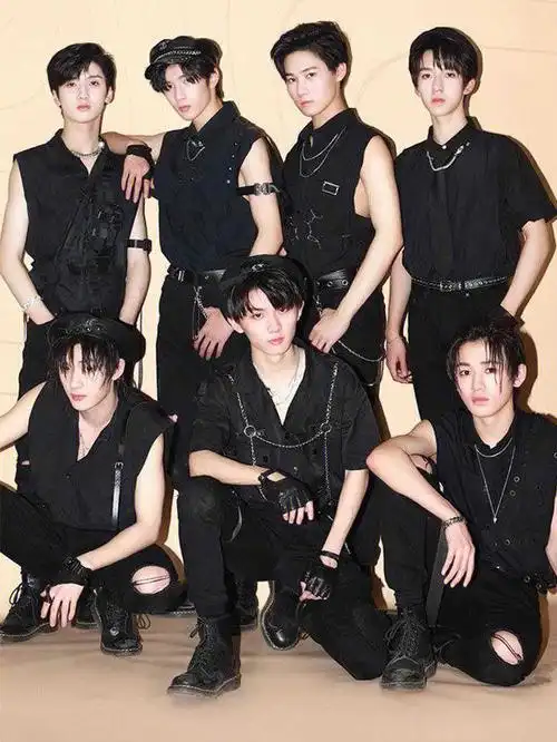 tnt集体照片来了哟