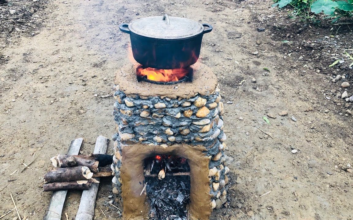用鹅卵石泥土制作炉子,简直化腐朽为神奇!