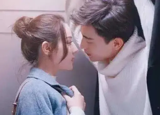 邓伦_不知道_男星