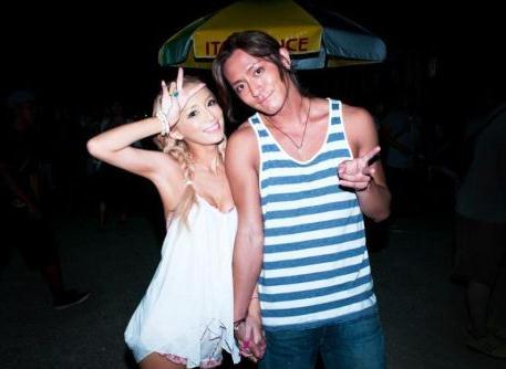 曝滨崎步做小三恋上小其6岁已婚男舞者图