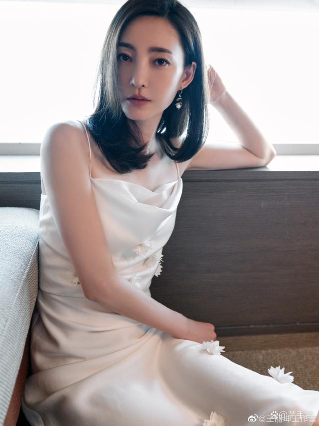 诈骗是在两人结婚之后策划实施的,男方也正是用诈骗来的钱,让王丽坤