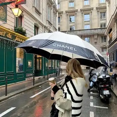 最新版优质魅力的温柔女生好看头像 欧美气质高冷的魅力女生头像_女生