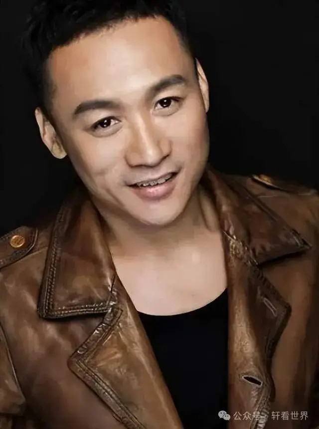 演员高虎某团送外卖,胖的都不敢认了,偶遇网友合影强颜欢笑_梦想_故事