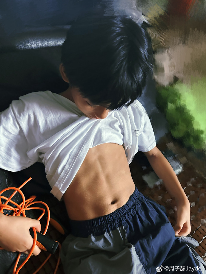 运动生活##记录生活##暑假来了##暑假##运动男孩##篮球##腹肌